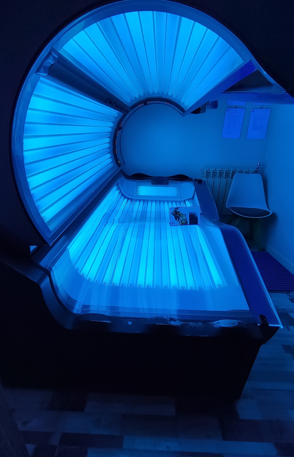 ZDJ�CIE Solarium le��ce